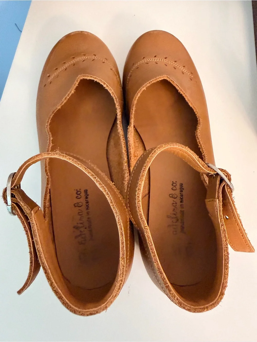 Adelisa & Co Girls Tan Leather Mary Jane Shoes with Ankle Strap Size 30/12